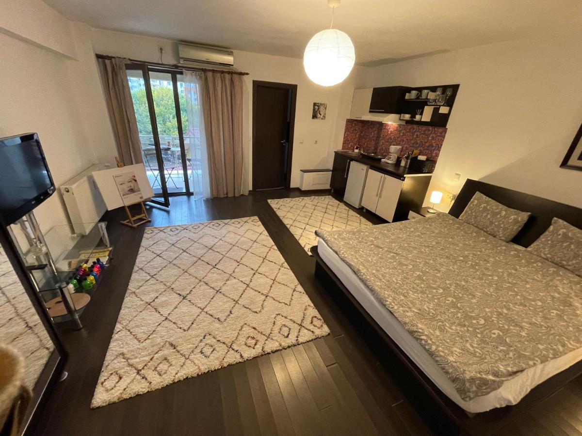 L'Atelier - Relax And Enjoy Your Stay Яссы Экстерьер фото
